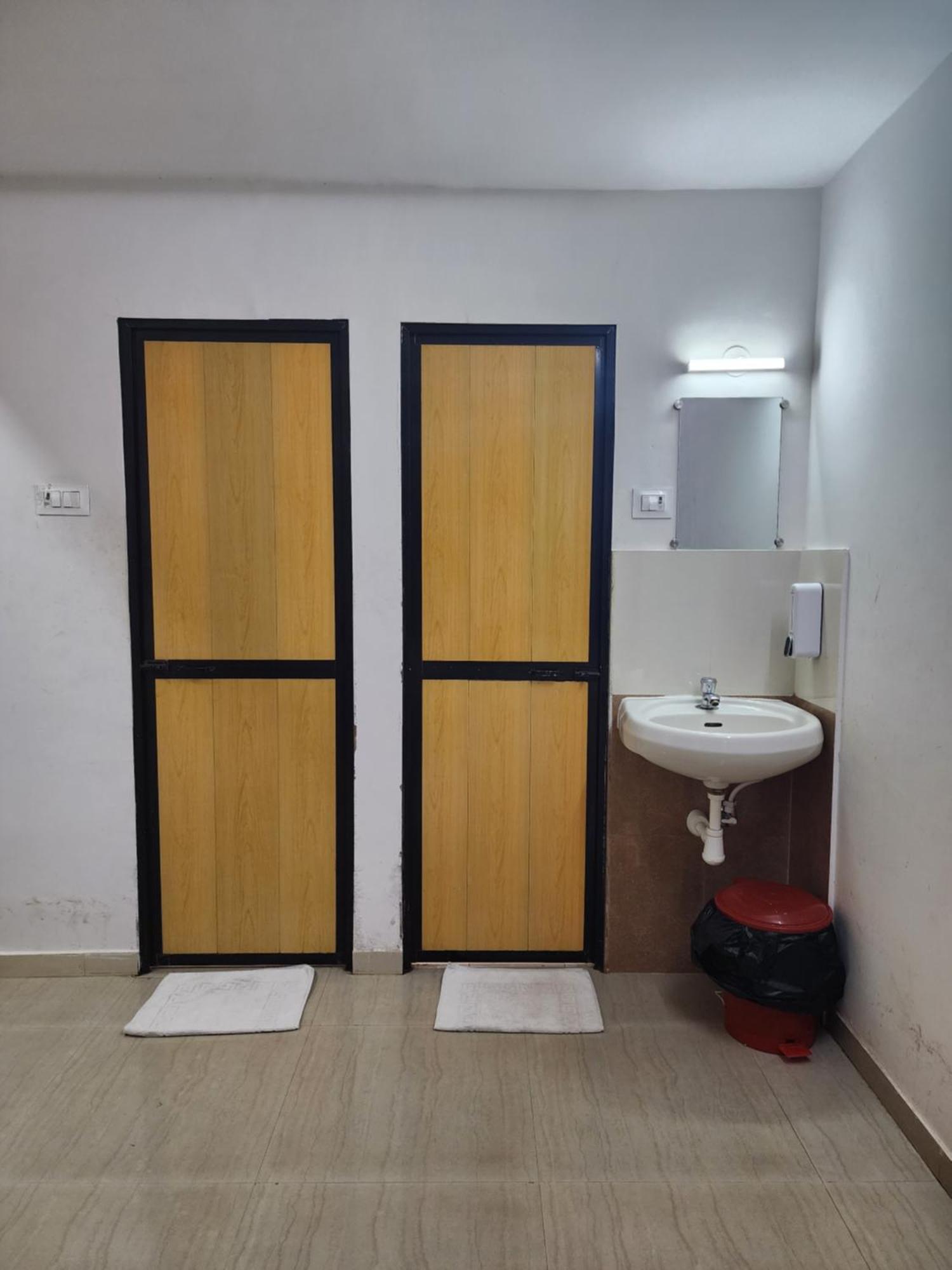 All Seasons Guest House I Rooms & Dorms Madgaon Ngoại thất bức ảnh